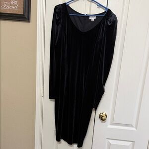 Bisou Bisou Elegant Black Long Sleeve Dress
